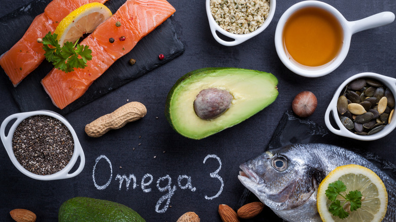 A picture of foods containing omega-3s