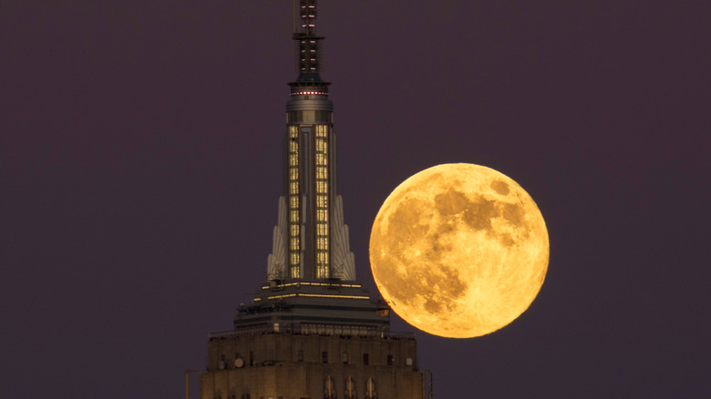 Beaver supermoon behind Empire State Building