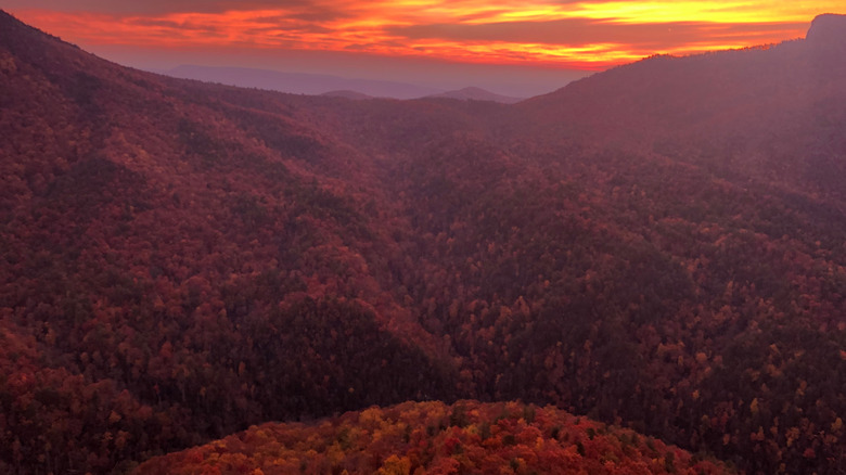 Sunrise over Linville Gorge in North Carolina