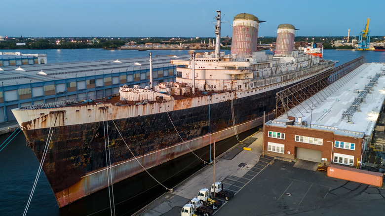 SS United States docked in Philadelphia
