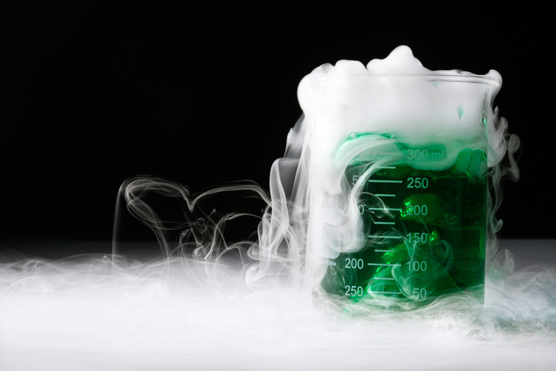 What Happens When You Put Dry Ice In Water?