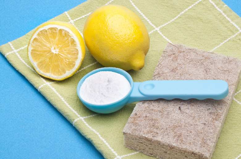 Natural Cleaning with Lemons and Baking Soda